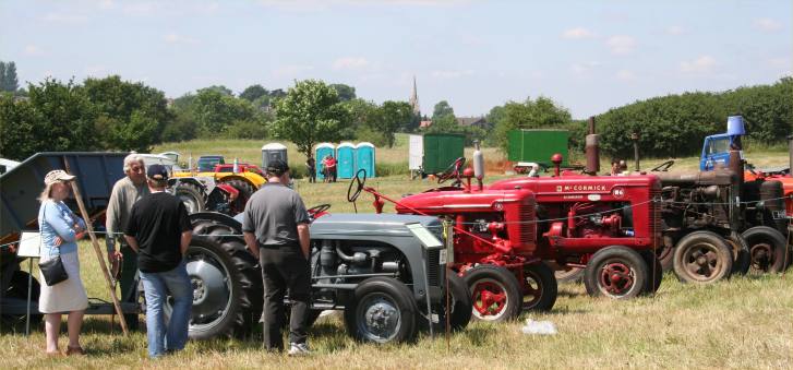vintage tractors 2005